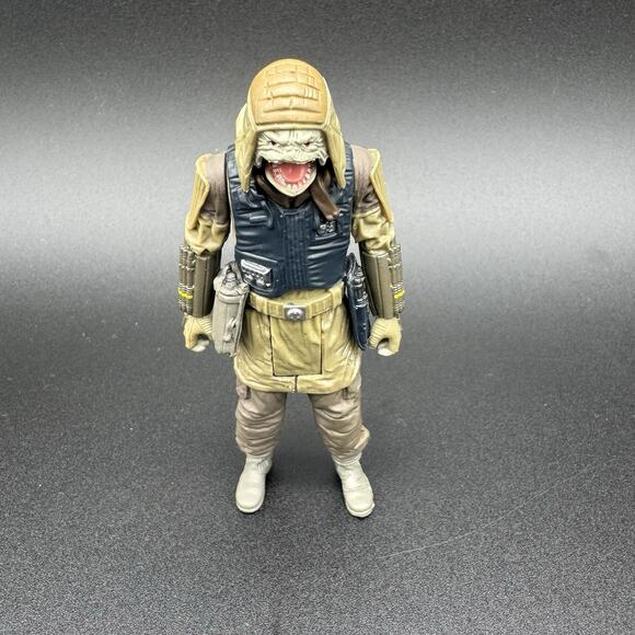 Lot Of 3 Mini Star Wars Action Figures Kylo Ren Rebel Pao Scarif Stormtrooper - Picture 4 of 7